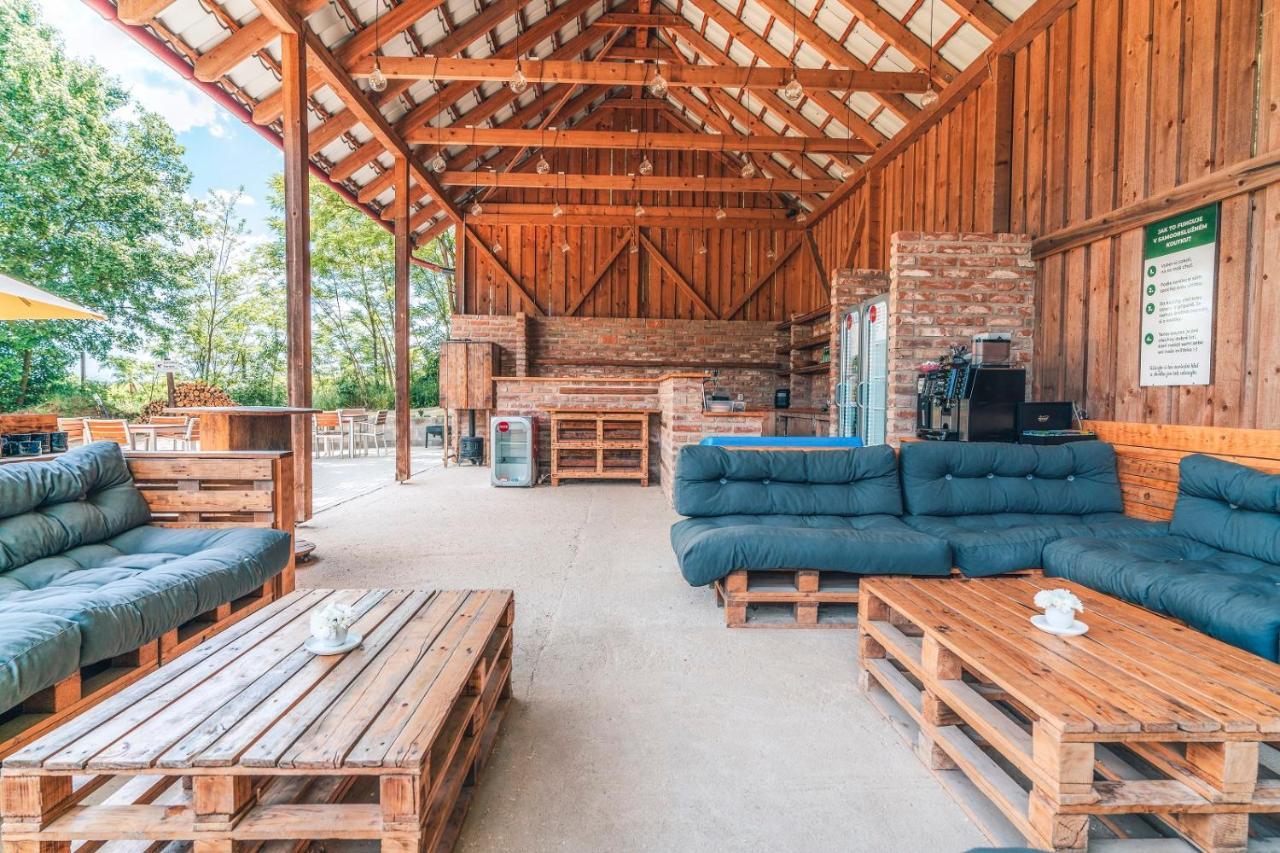 Farma Ovčí Terasy Villa Němčičky Bagian luar foto